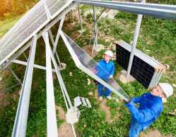 installing-stand-alone-solar-photo-voltaic-panel-system.png